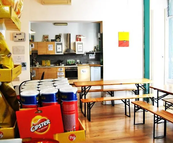 Hostel Balarm - And Bar