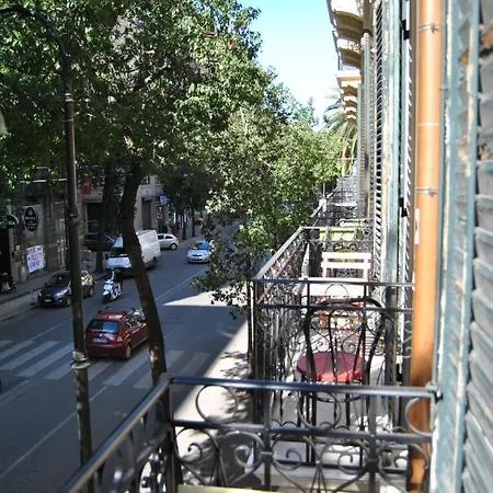 Balarm - And Bar Ostello *