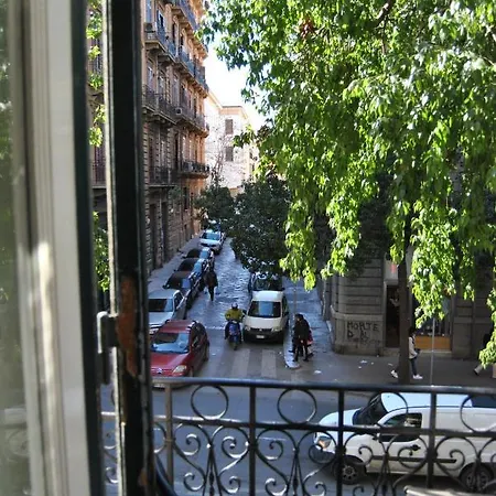 Ostello Balarm - And Bar *