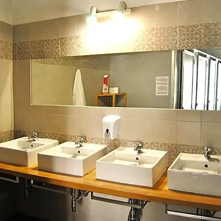 Balarm - And Bar Auberge de jeunesse *