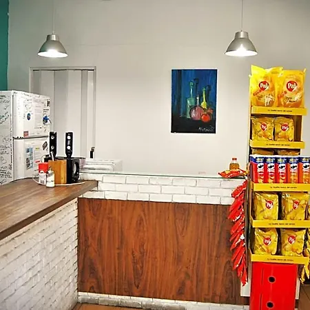 Albergue Balarm - And Bar