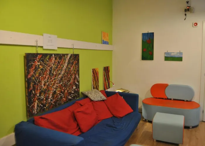 Balarm - And Bar Hostel
