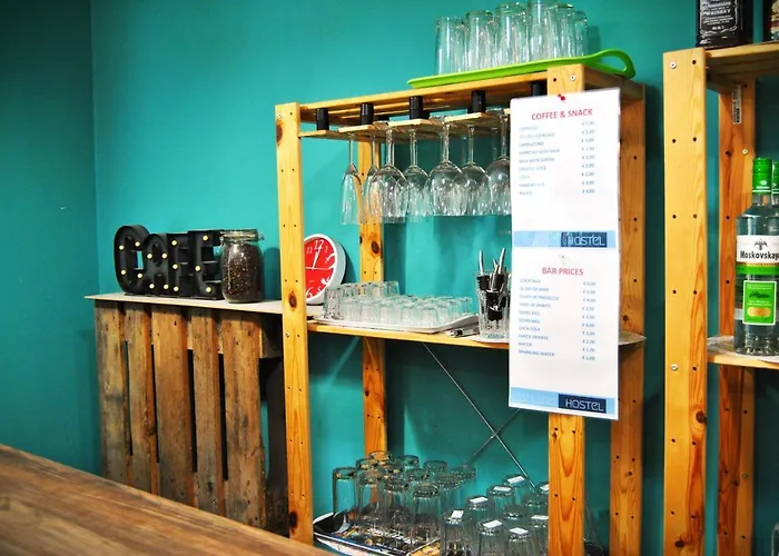 Auberge de jeunesse Balarm - And Bar *