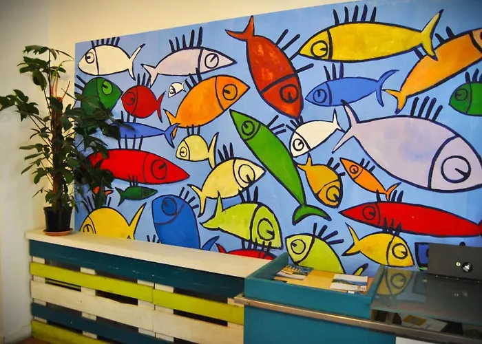 Balarm - And Bar Hostel *