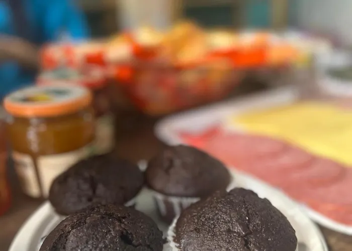 Balarm - And Bar Hostel *