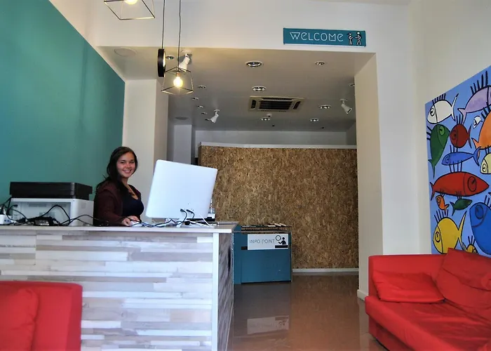 Hostel Balarm - And Bar