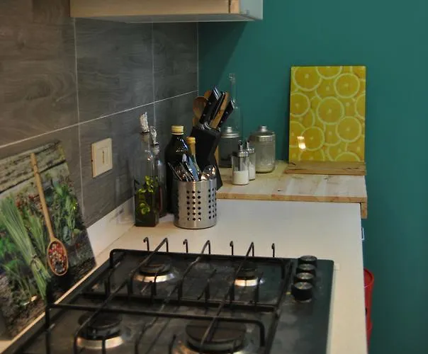 Hostel Balarm - And Bar *