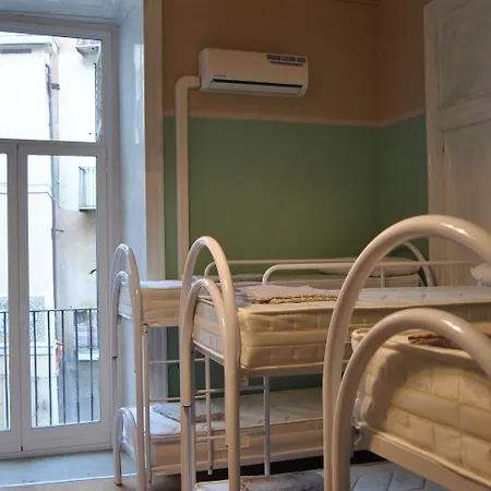 ホステル Balarm - And Bar *